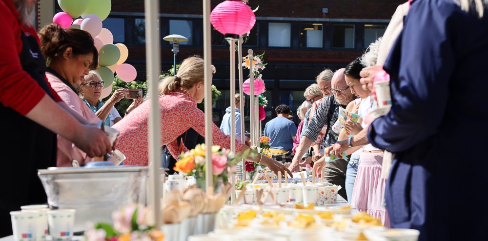 Gatefest ved oppstart av byggingen i juni 2025. Foto: Kjersti Busterud/VID og Øyvind Røsøvåg Hagen/ Diakonhjemmet sykehus