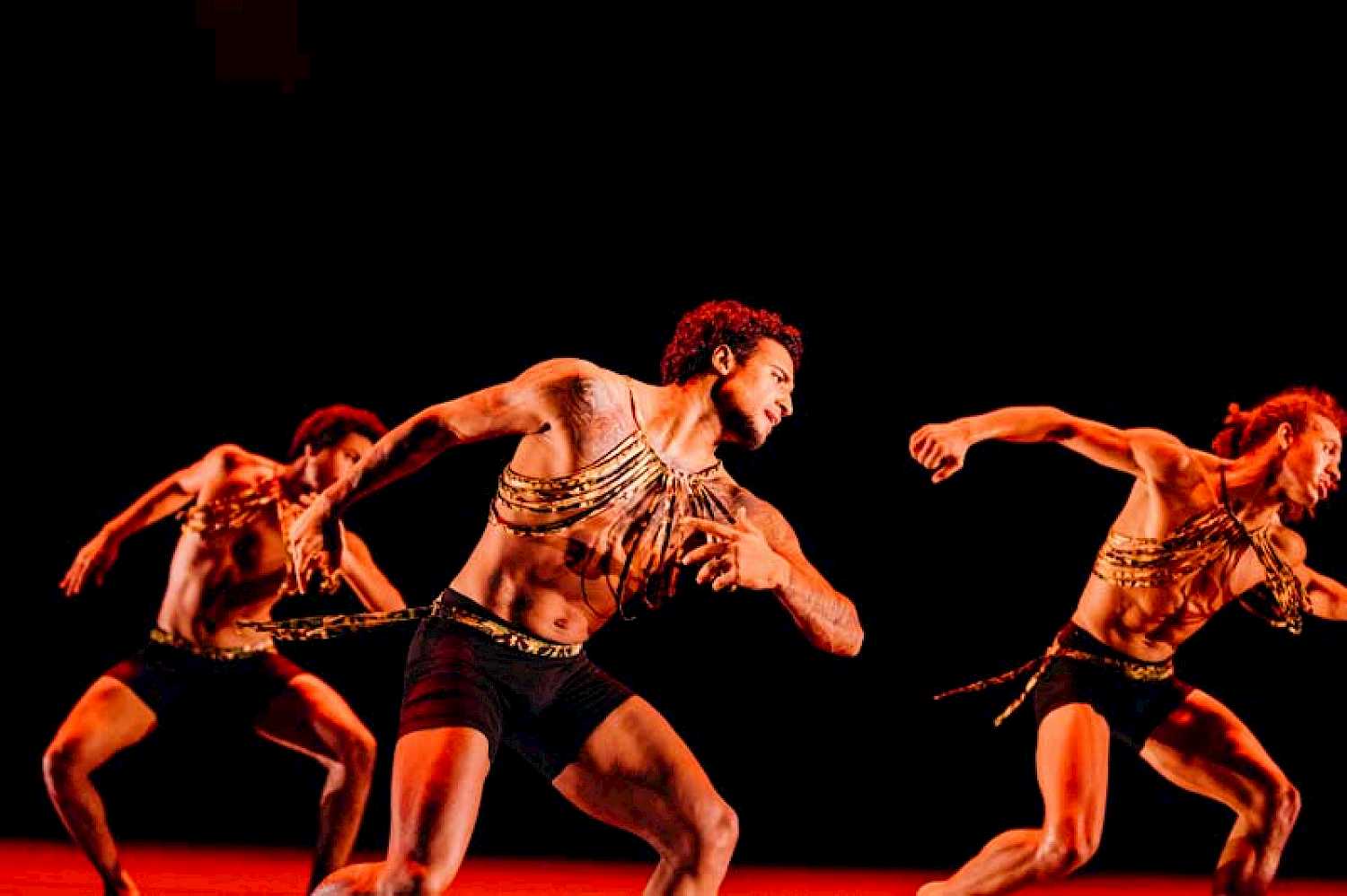 Tabanka Dance Ensemble har mottatt en rekke priser: OXLO-prisen, Bergesenstiftelses-prisen, og Viken Fylkeskommunes kunstnerpris. Foto: Tale Hendnes