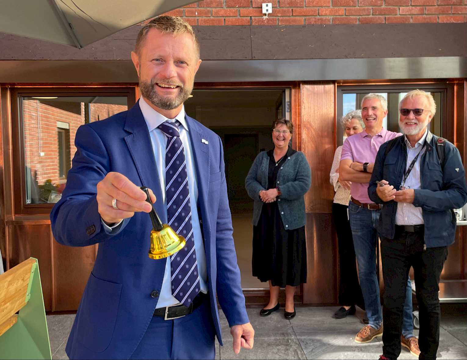 Daværende helseminister Bent Høie ringte inn pasientenes helsetjenester på Diakonhjemmet i august 2021